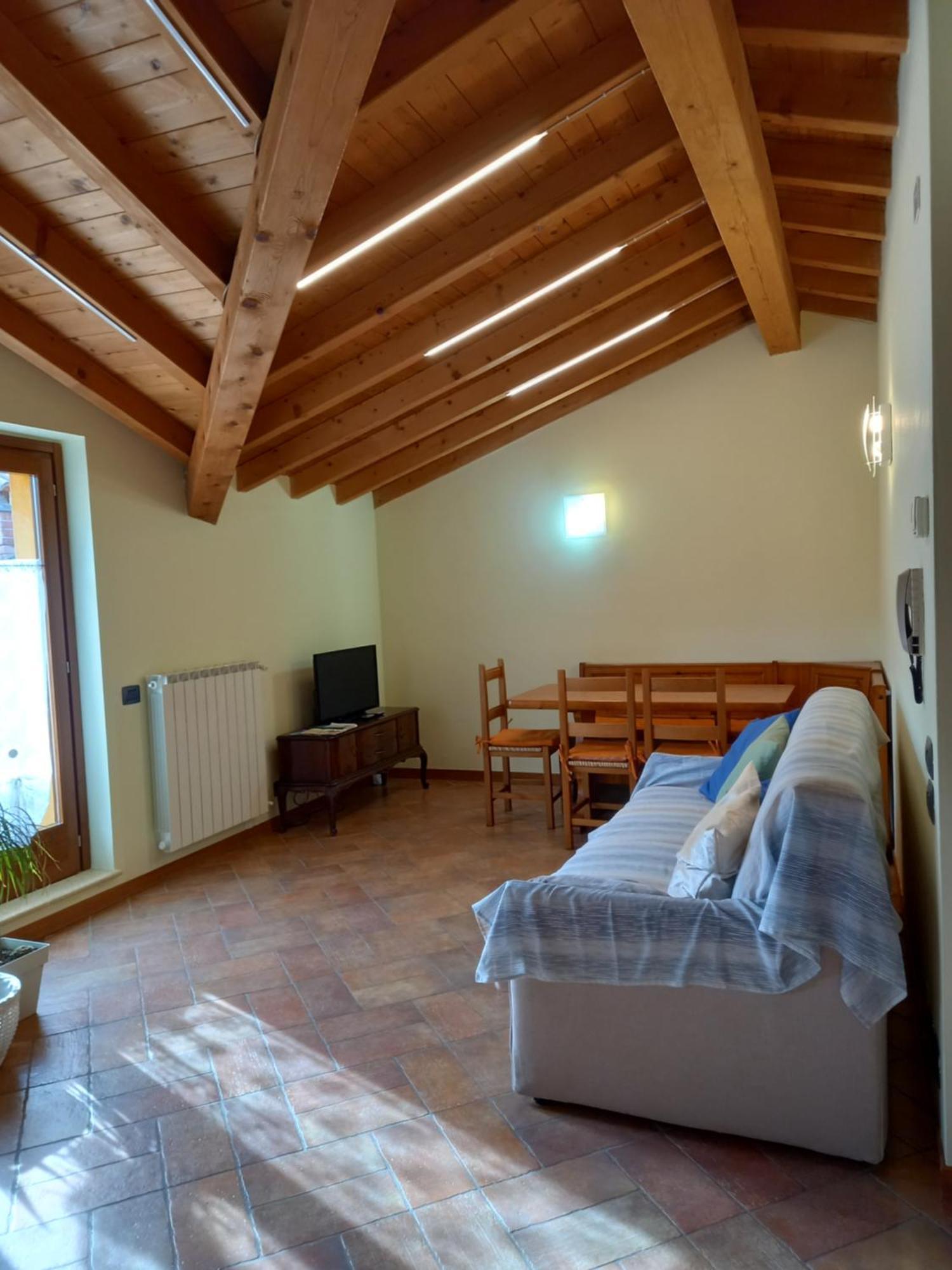 Casa Vacanze Tania Somendenna Exterior photo